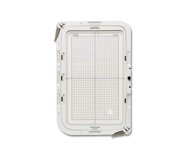 ELNA eXpressive 830 LCE + Software EmbroideryEditor™