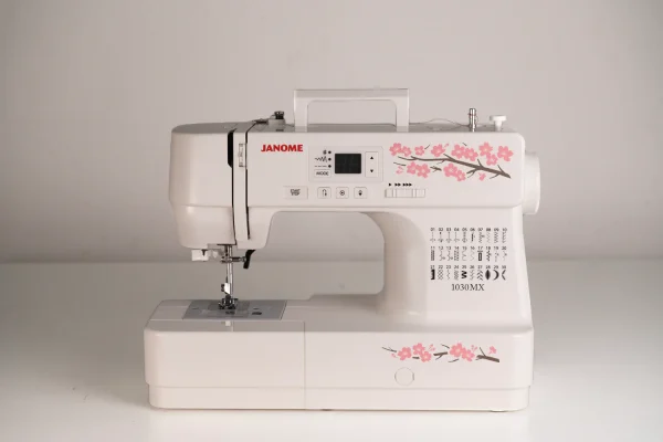 Janome&reg; 1030MX
